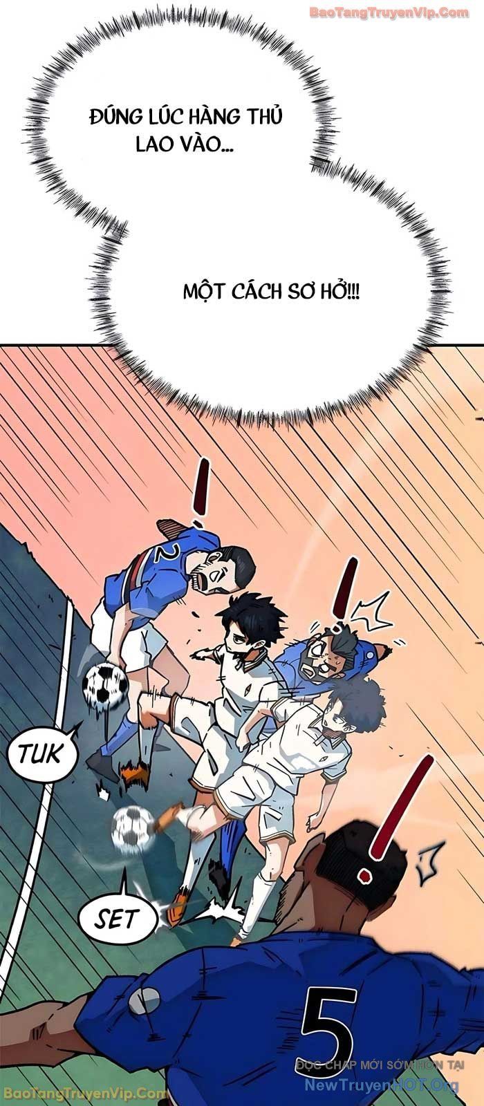 Tôi Bị Hiểu Lầm Là Siêu Sao Trên Sân Cỏ - Chapter 35 - Page 30