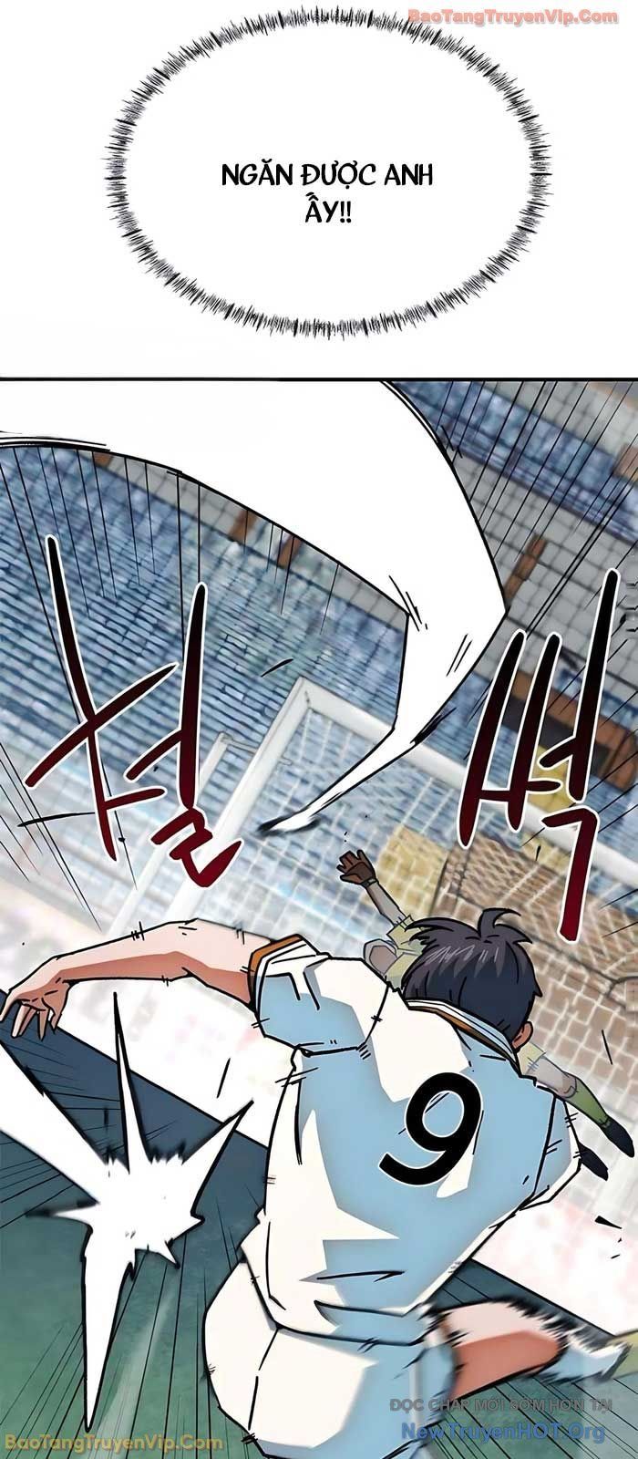 Tôi Bị Hiểu Lầm Là Siêu Sao Trên Sân Cỏ - Chapter 35 - Page 46