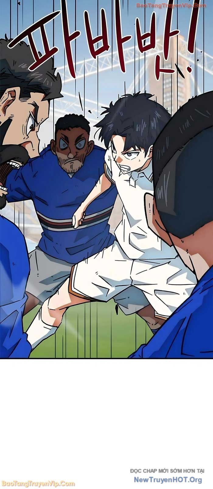 Tôi Bị Hiểu Lầm Là Siêu Sao Trên Sân Cỏ - Chapter 35 - Page 6