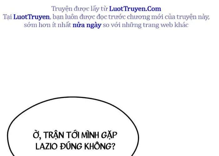 Tôi Bị Hiểu Lầm Là Siêu Sao Trên Sân Cỏ - Chapter 38 - Page 240