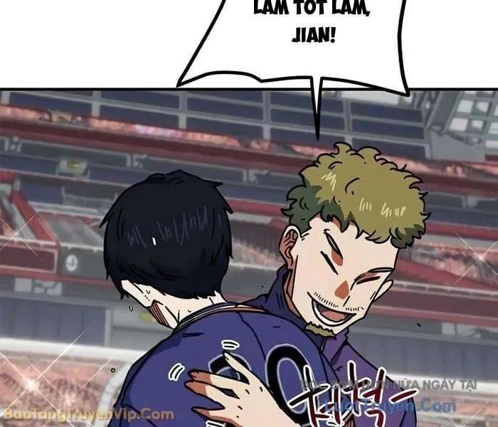 Tôi Bị Hiểu Lầm Là Siêu Sao Trên Sân Cỏ - Chapter 38 - Page 72