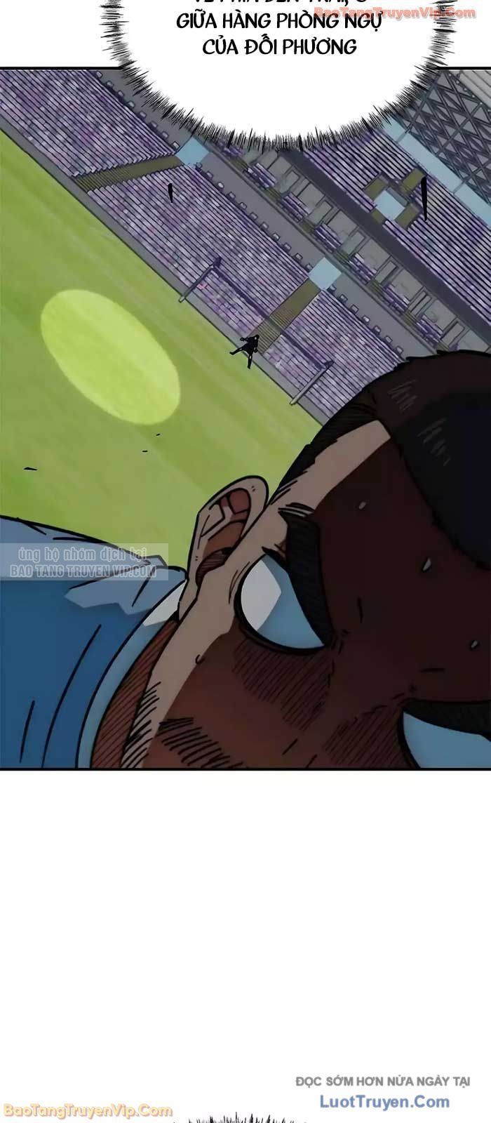 Tôi Bị Hiểu Lầm Là Siêu Sao Trên Sân Cỏ - Chapter 40 - Page 33