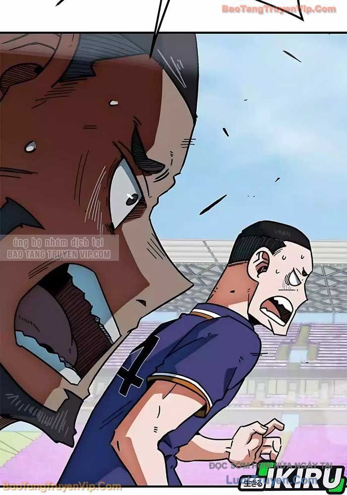Tôi Bị Hiểu Lầm Là Siêu Sao Trên Sân Cỏ - Chapter 40 - Page 45