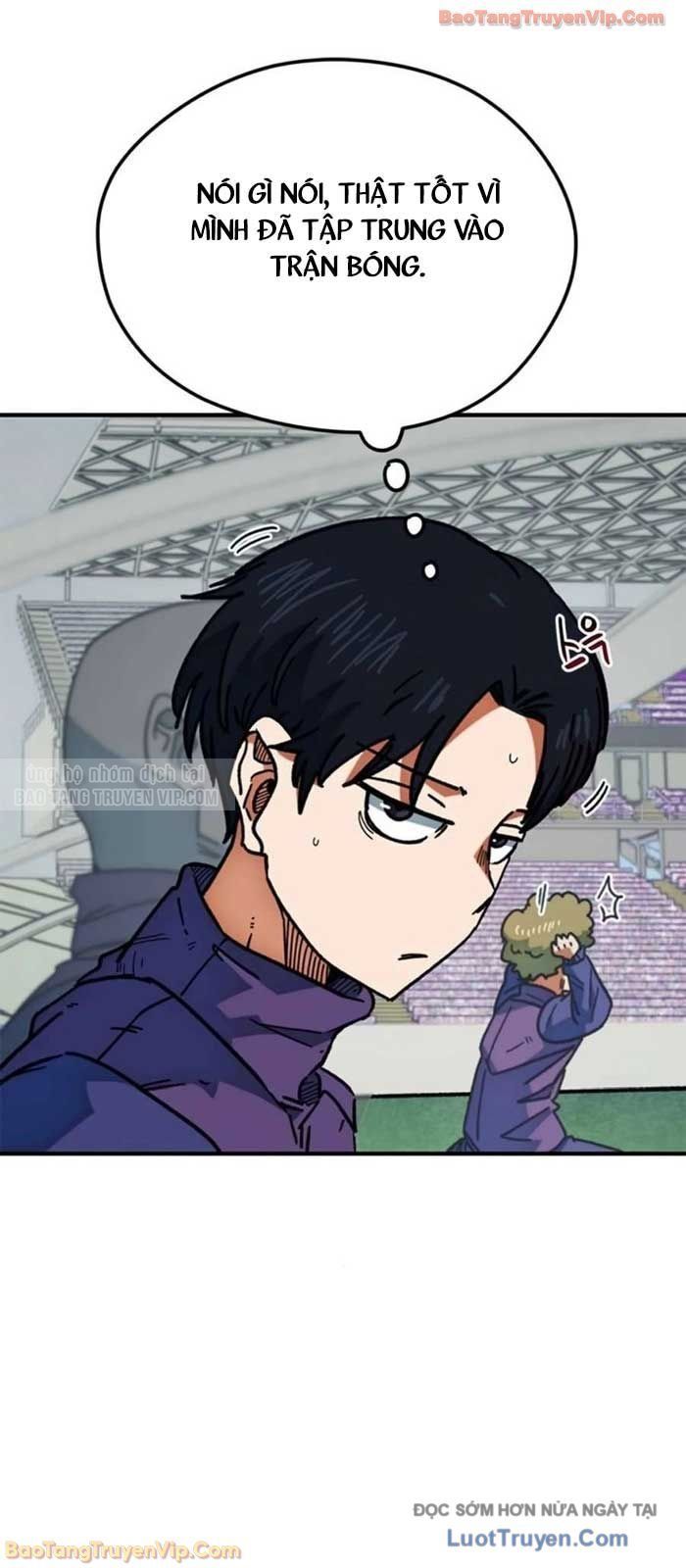 Tôi Bị Hiểu Lầm Là Siêu Sao Trên Sân Cỏ - Chapter 41 - Page 10