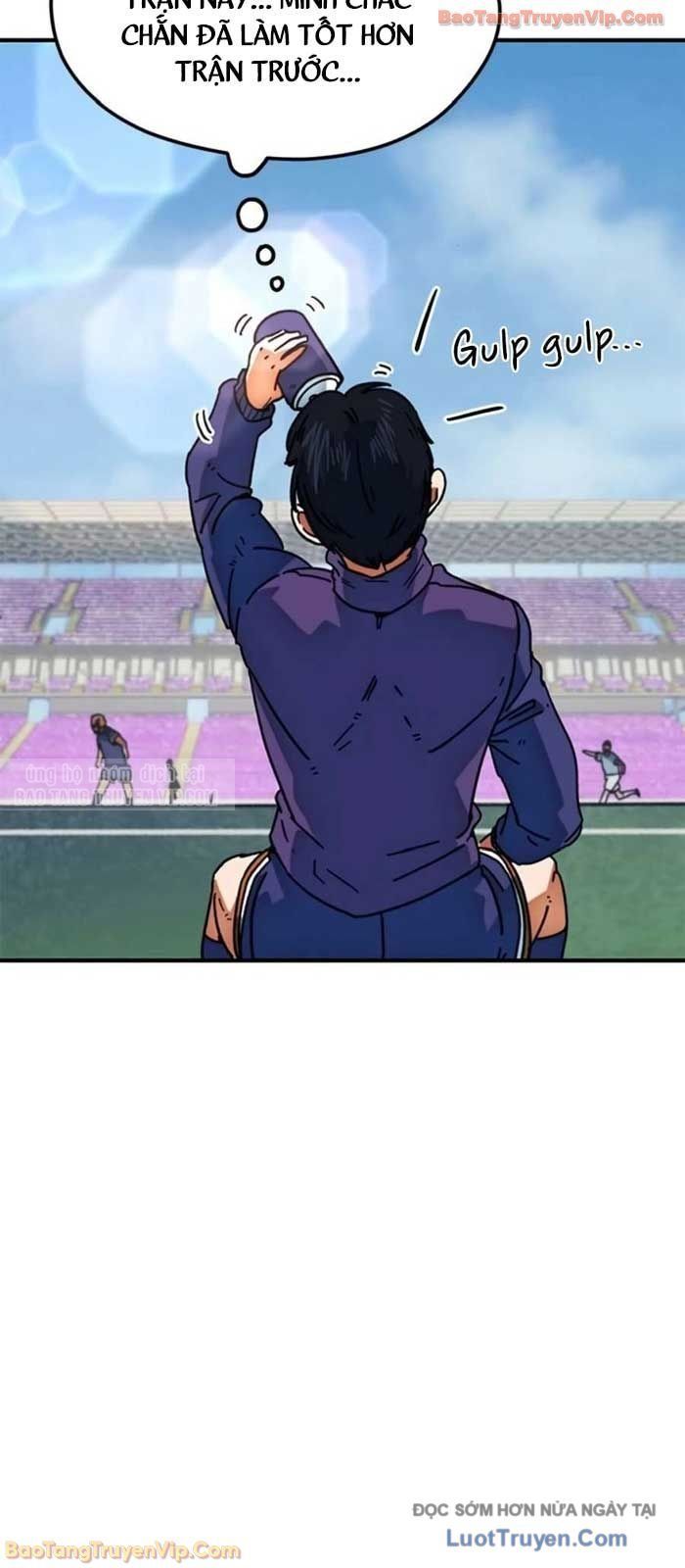 Tôi Bị Hiểu Lầm Là Siêu Sao Trên Sân Cỏ - Chapter 41 - Page 4