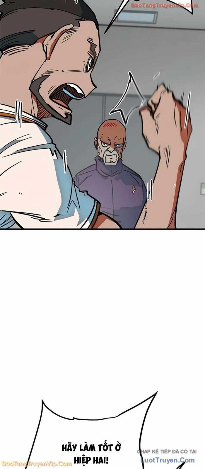 Tôi Bị Hiểu Lầm Là Siêu Sao Trên Sân Cỏ - Chapter 43 - Page 64