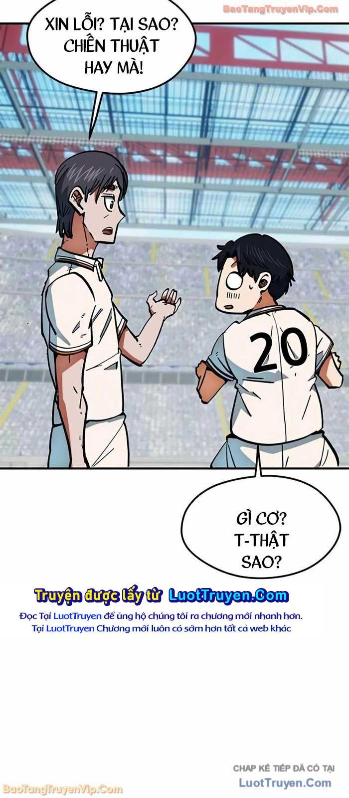 Tôi Bị Hiểu Lầm Là Siêu Sao Trên Sân Cỏ - Chapter 43 - Page 82