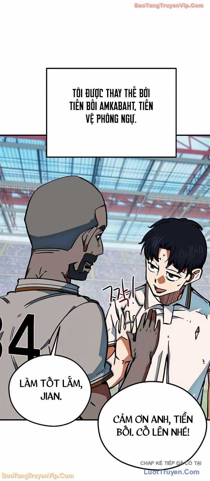 Tôi Bị Hiểu Lầm Là Siêu Sao Trên Sân Cỏ - Chapter 44 - Page 64