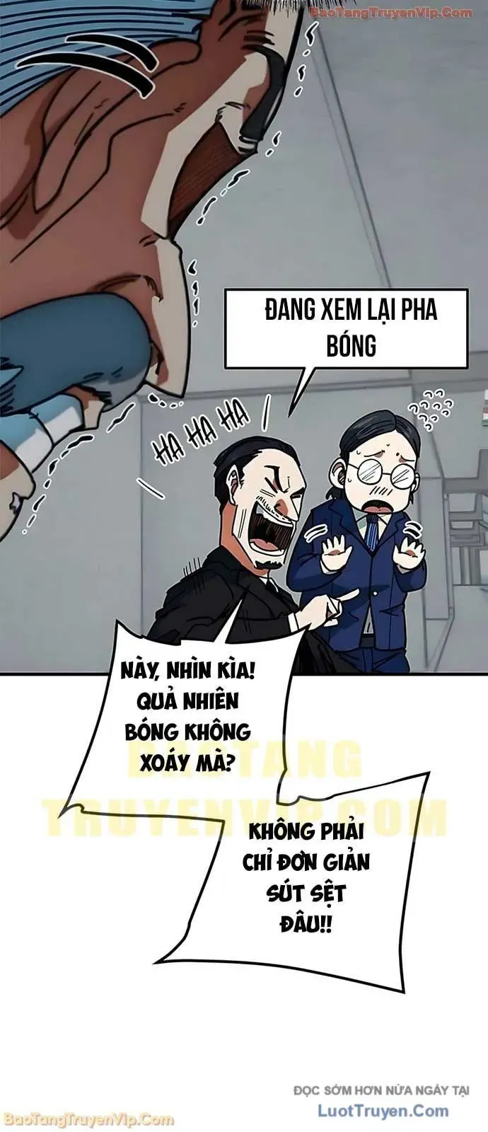 Tôi Bị Hiểu Lầm Là Siêu Sao Trên Sân Cỏ - Chapter 52 - Page 69