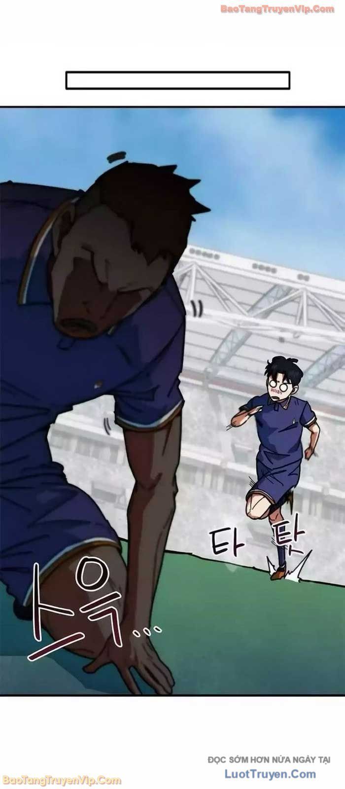 Tôi Bị Hiểu Lầm Là Siêu Sao Trên Sân Cỏ - Chapter 53 - Page 4