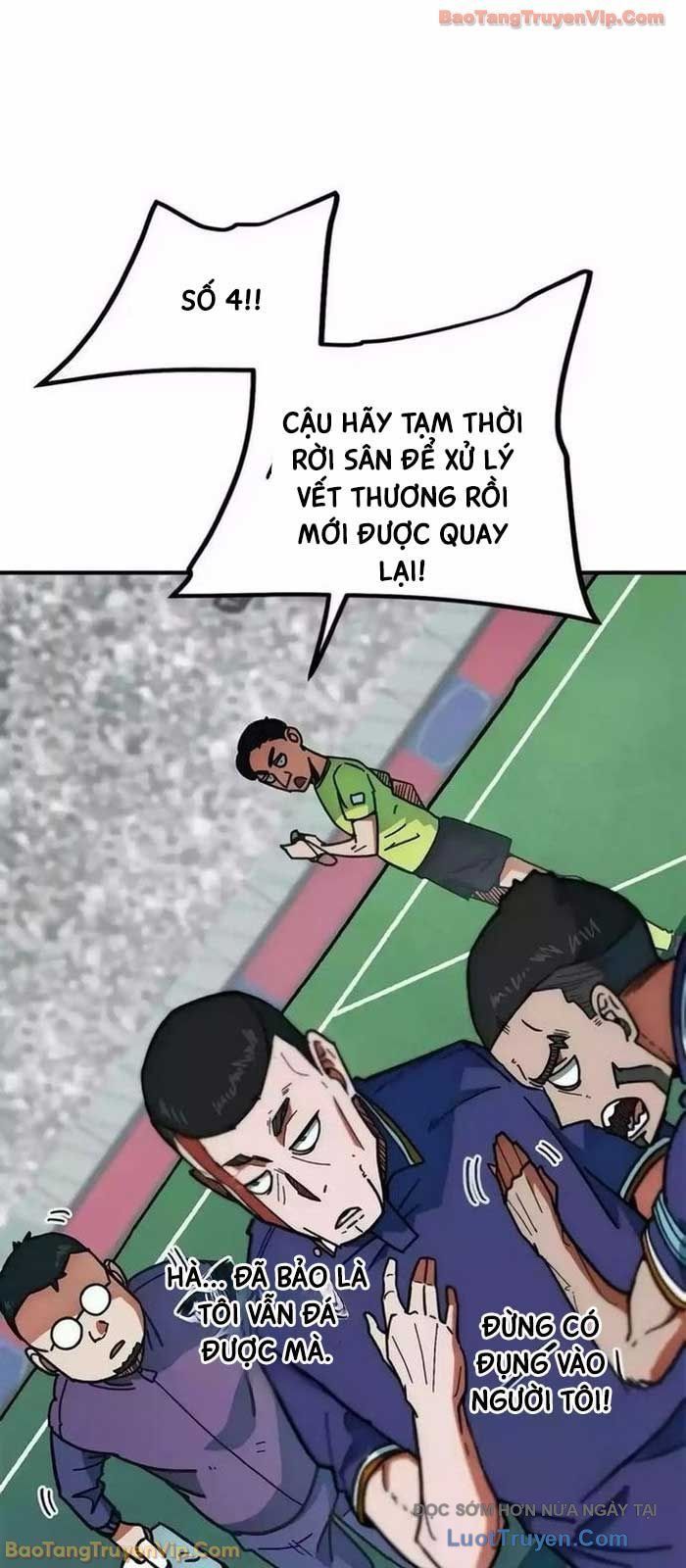 Tôi Bị Hiểu Lầm Là Siêu Sao Trên Sân Cỏ - Chapter 53 - Page 44