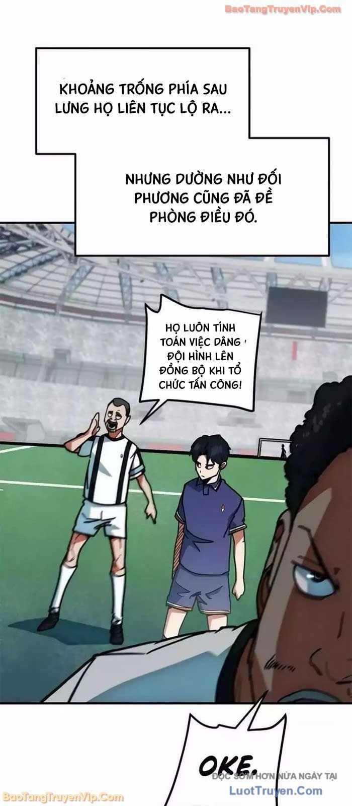 Tôi Bị Hiểu Lầm Là Siêu Sao Trên Sân Cỏ - Chapter 53 - Page 68