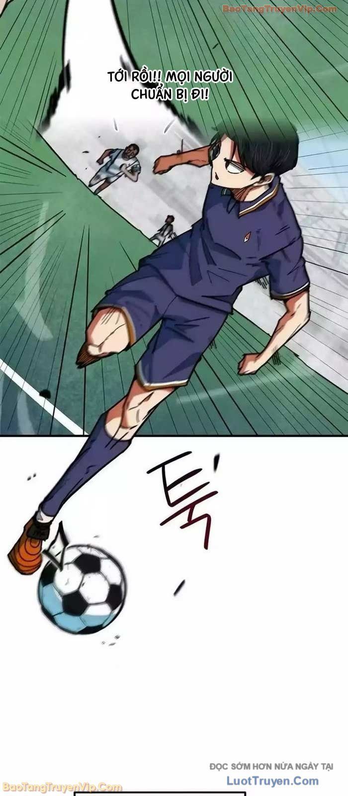 Tôi Bị Hiểu Lầm Là Siêu Sao Trên Sân Cỏ - Chapter 53 - Page 72