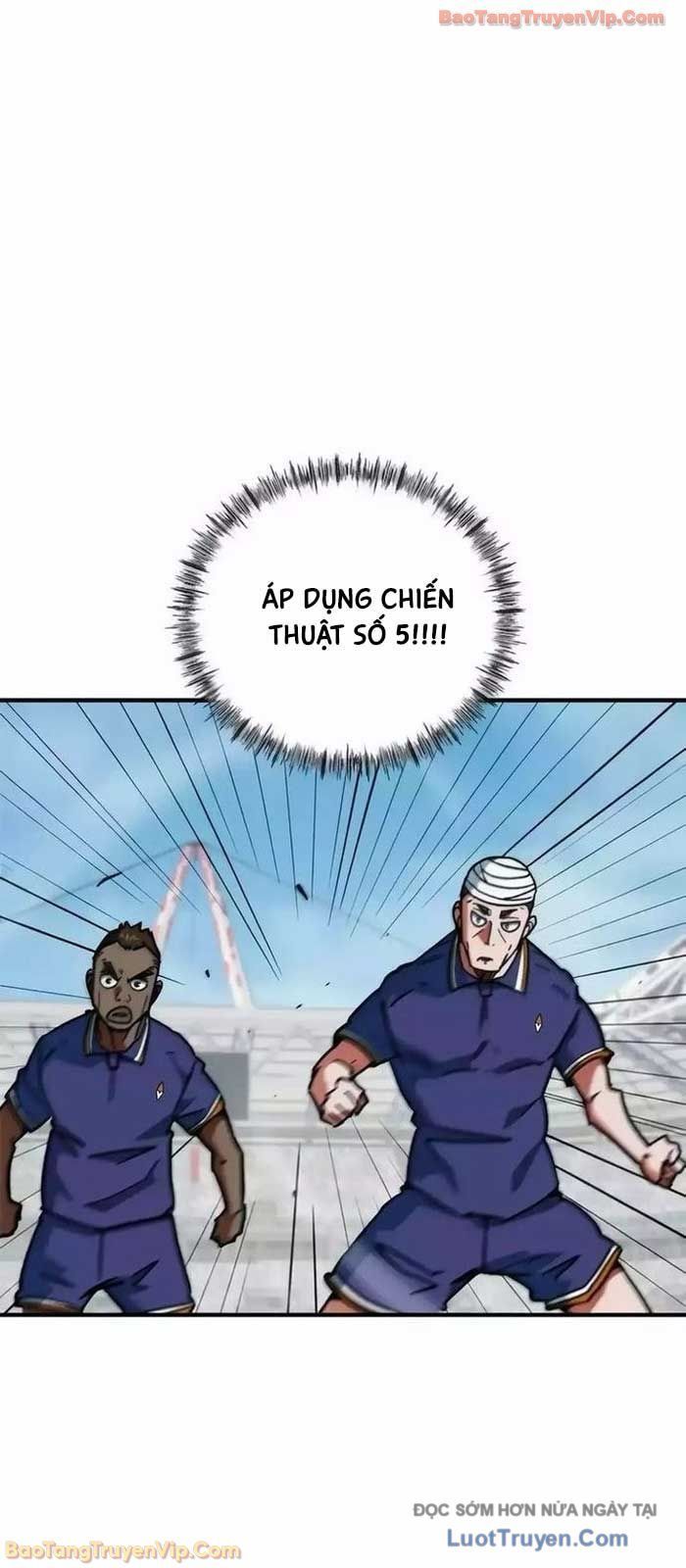 Tôi Bị Hiểu Lầm Là Siêu Sao Trên Sân Cỏ - Chapter 53 - Page 76