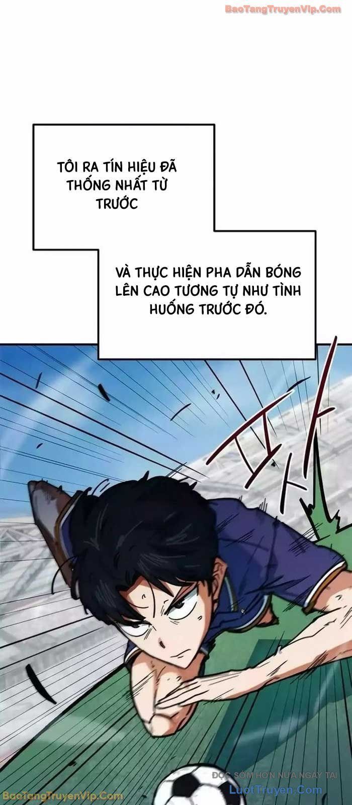Tôi Bị Hiểu Lầm Là Siêu Sao Trên Sân Cỏ - Chapter 53 - Page 77