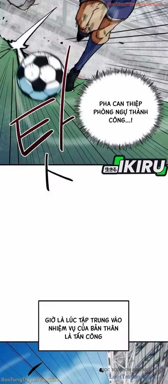 Tôi Bị Hiểu Lầm Là Siêu Sao Trên Sân Cỏ - Chapter 53 - Page 9