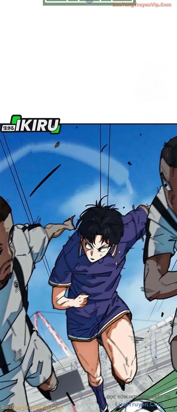 Tôi Bị Hiểu Lầm Là Siêu Sao Trên Sân Cỏ - Chapter 54 - Page 65