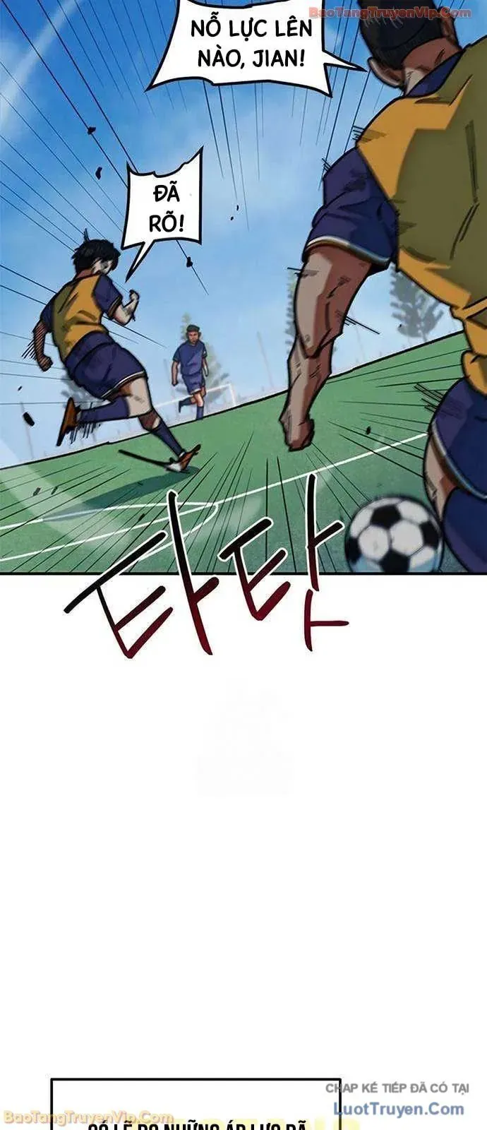 Tôi Bị Hiểu Lầm Là Siêu Sao Trên Sân Cỏ - Chapter 56 - Page 10