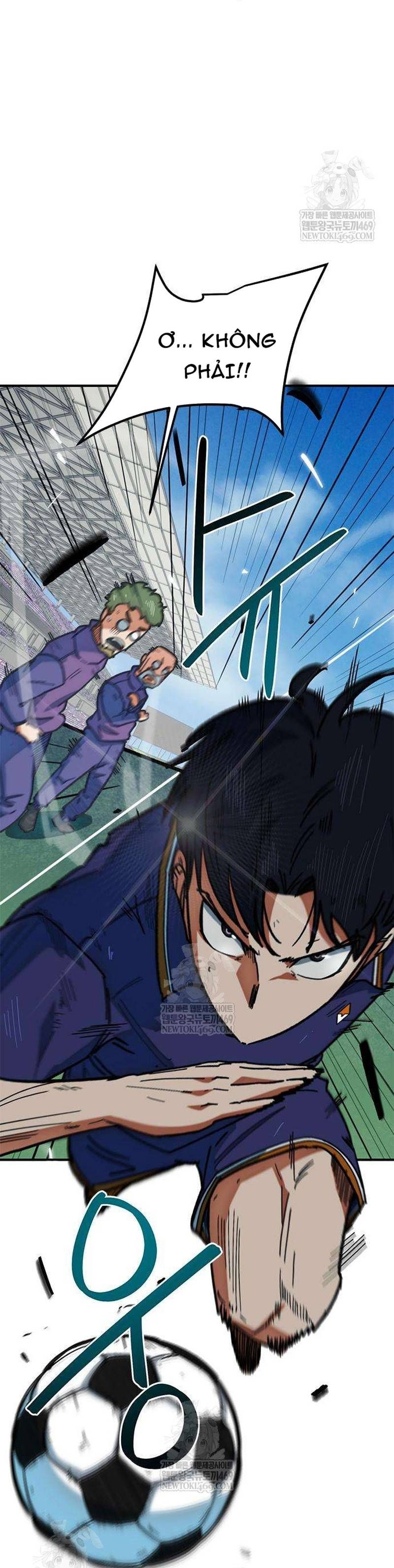 Tôi Bị Hiểu Lầm Là Siêu Sao Trên Sân Cỏ - Chapter 57 - Page 50